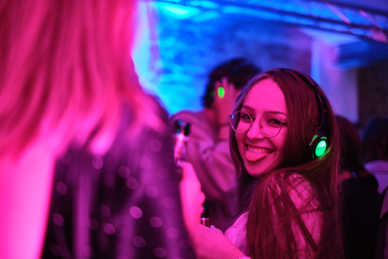 LOOP SILENT PARTY: VOLTAIR vs. WOOSTOS