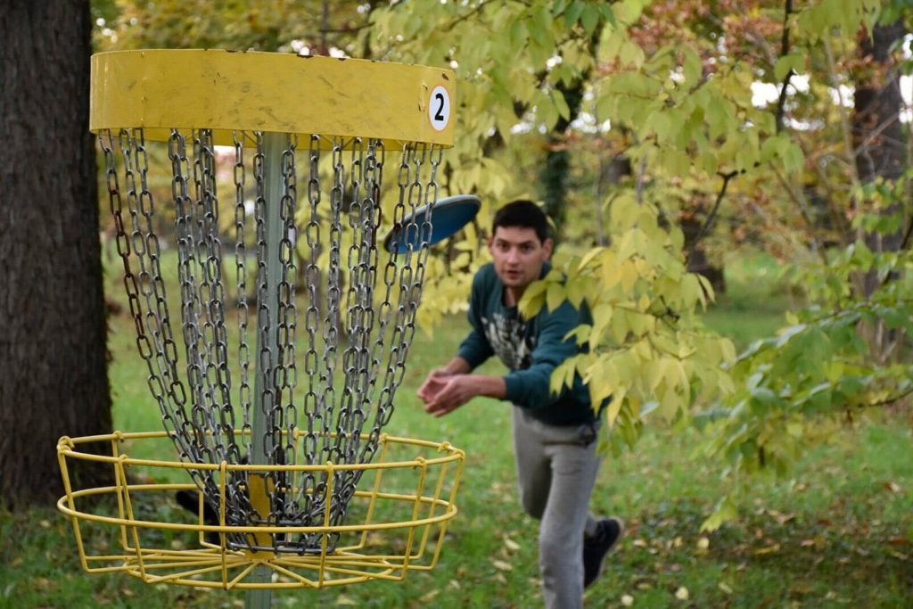 Zaigraj disc golf na KVART-u!